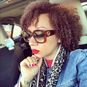 ✨✨✨53mm oversized Gucci sunglasses ✨✨✨